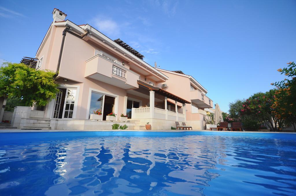 Apartments Villa Marnii Kozino Ngoại thất bức ảnh