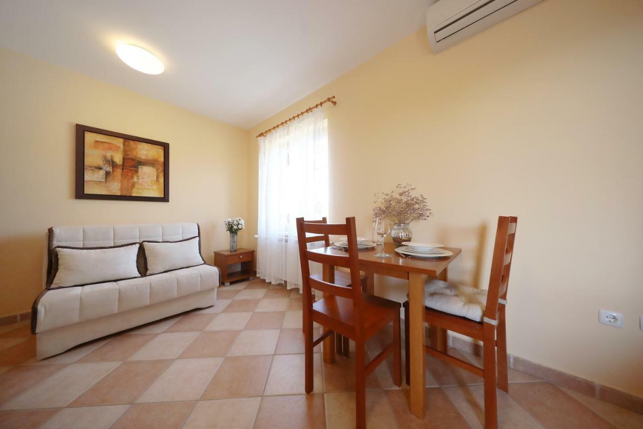 Apartments Villa Marnii Kozino Ngoại thất bức ảnh